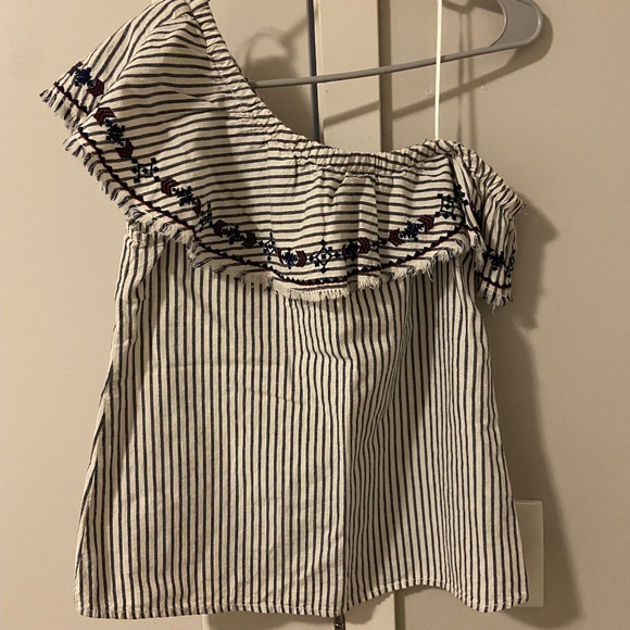 H&M LOGG Brand | One shoulder striped peasant top w/ embroidery - Picture 1 of 6